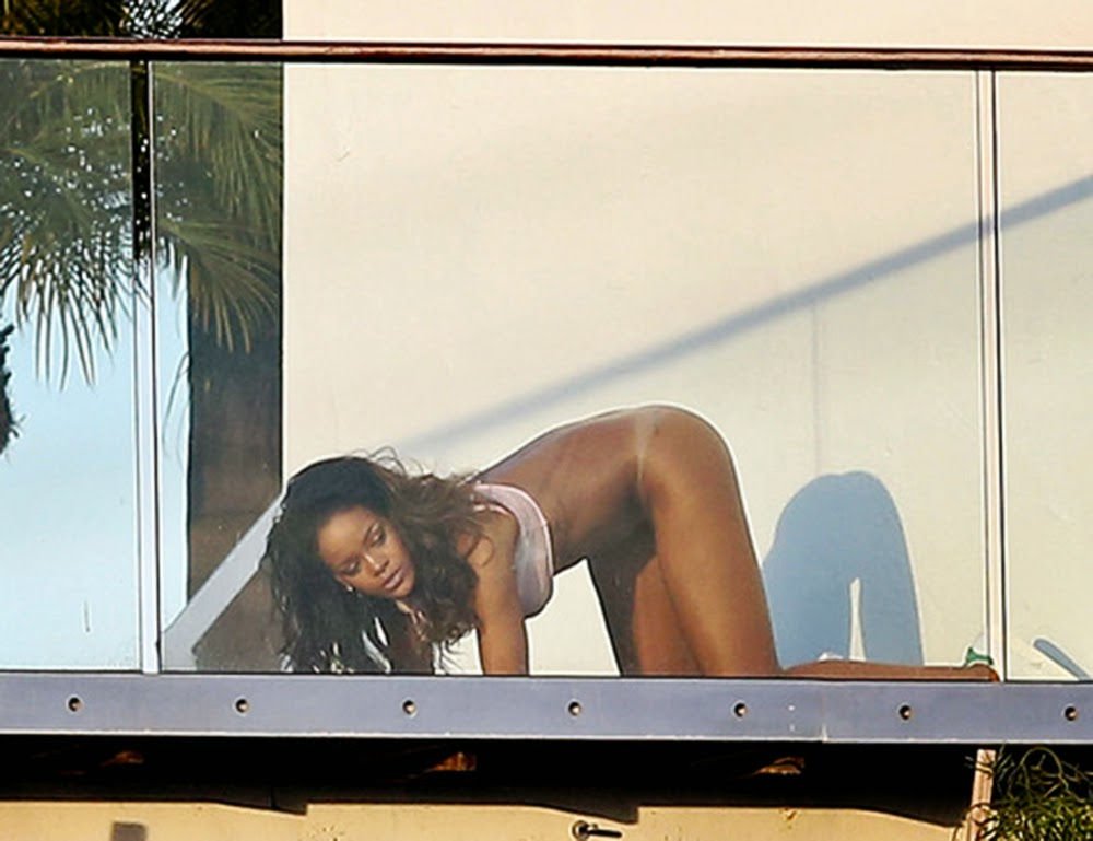 rihanna sexy pics - harlow harrison lola kishalak