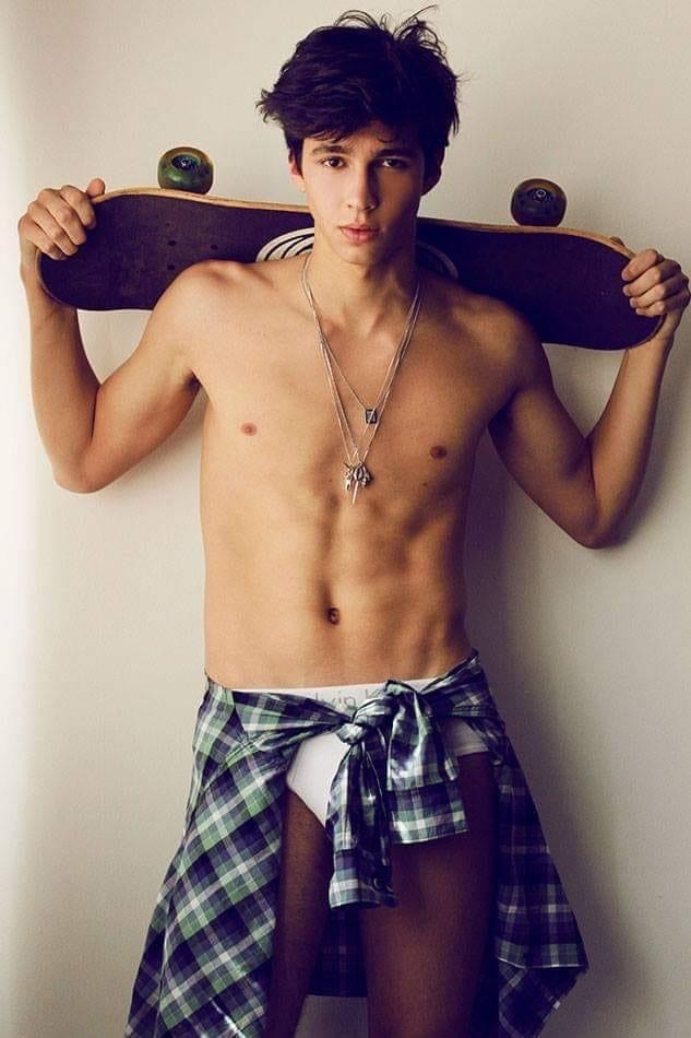 brandon odea like skater twinks photo bill laube recommends skater twinks pic