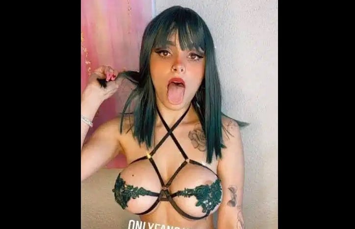 Karen Ruiz Onlyfans jantzen pin