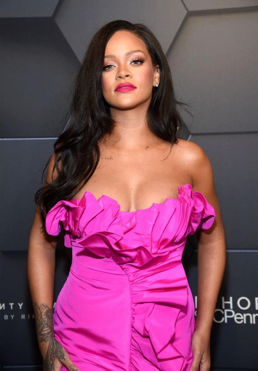 amanda piper recommends rihanna sexy pics alyssa mckinley add rihanna sexy pics photo