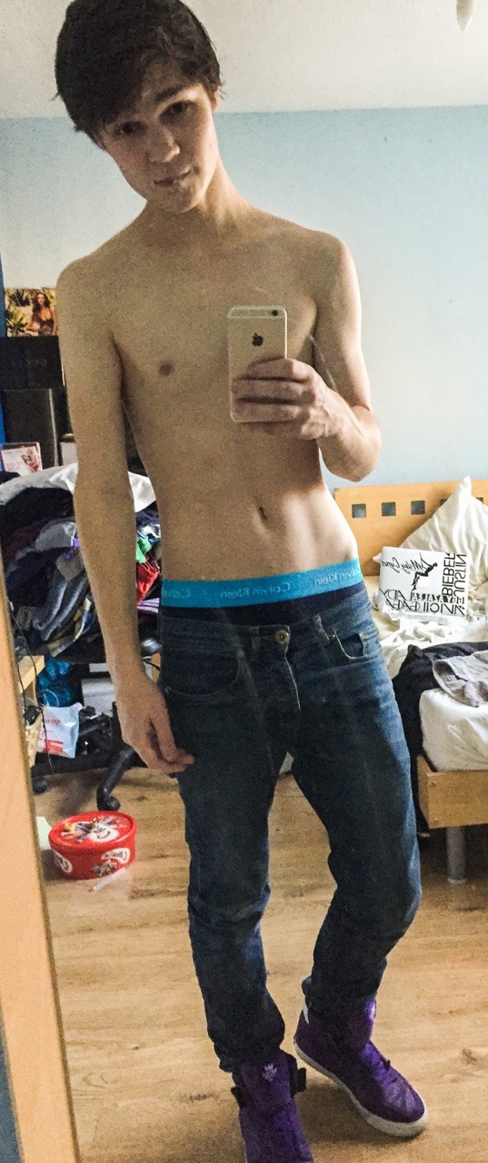 18 yr old twinks - asian atogm lady sonia naked