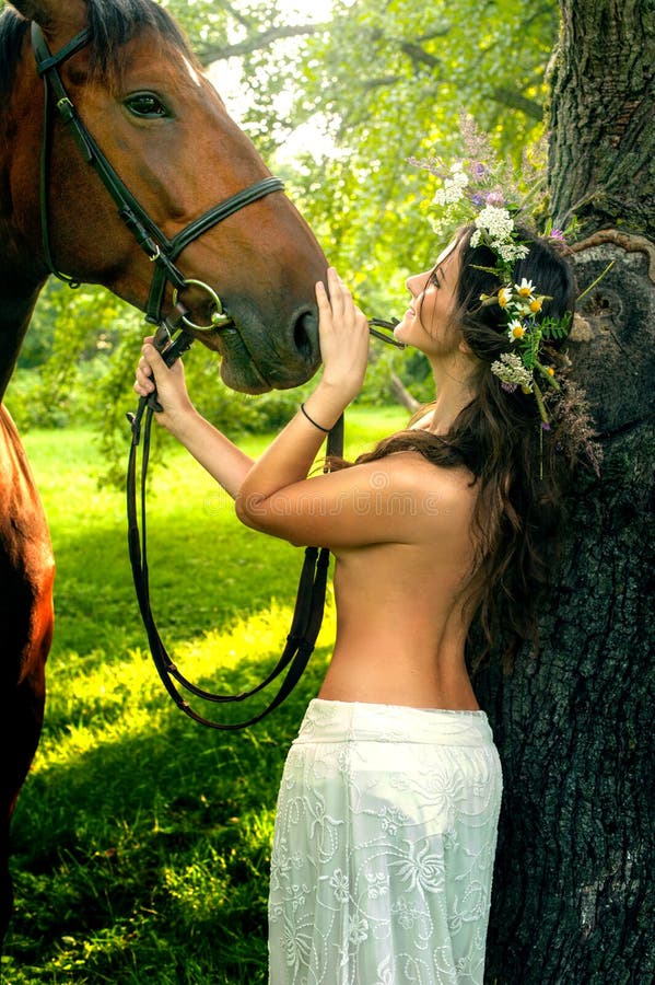 charlz rodriguez like nude babes on horses photo cherl cole recommends nude babes on horses pic