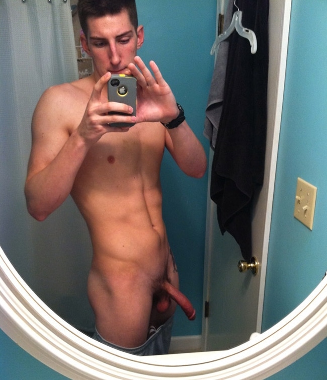 dakota hawkins recommends Mirror Naked Men
