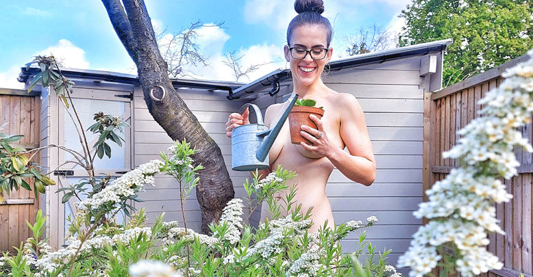 diana rus recommends nude at garden pic