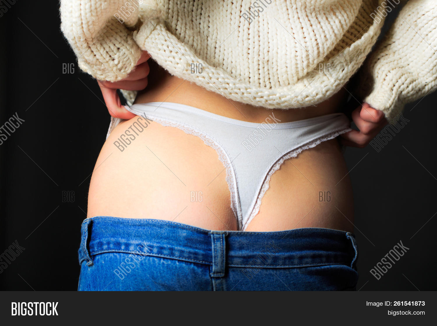 brennan maloney like nude women buttocks photo chris soanes recommends nude women buttocks pic