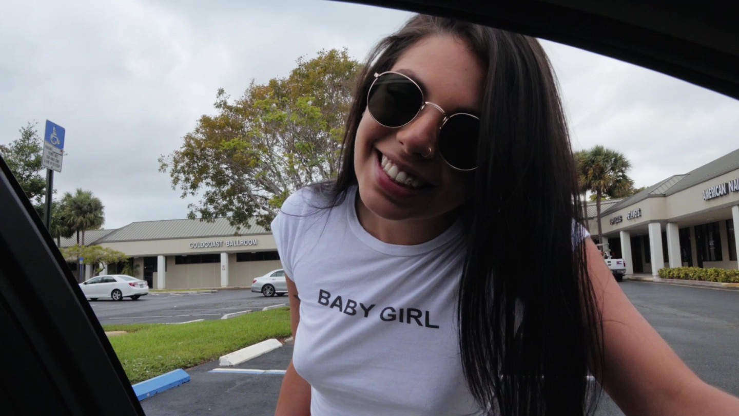 christine deal recommends Hot elsa jean