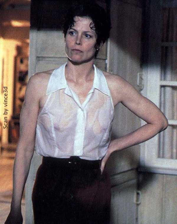 burp burritos recommends Sexy Sigourney Weaver