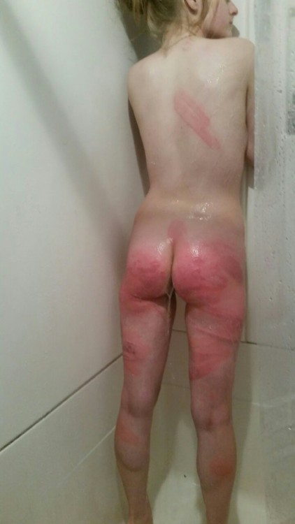 spanking and figging - gogo fukme feet facefuck mom