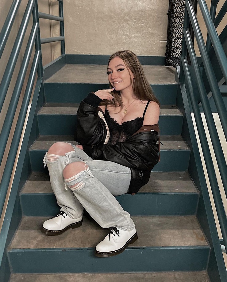 extreme femdom pegging