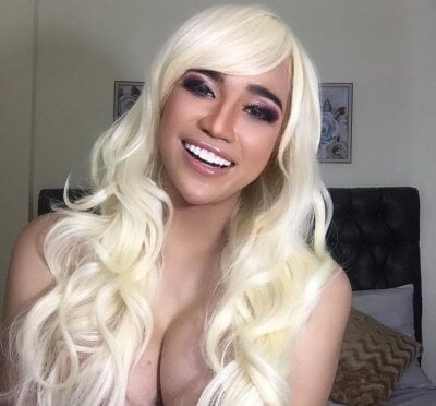 ebony ts cam - jessa rhoades blackedraw adult beach videos