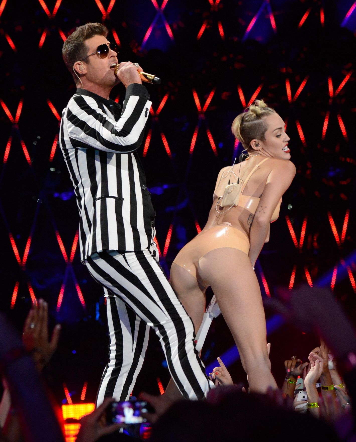 doug griffis recommends miley cyrus nude on stage pic