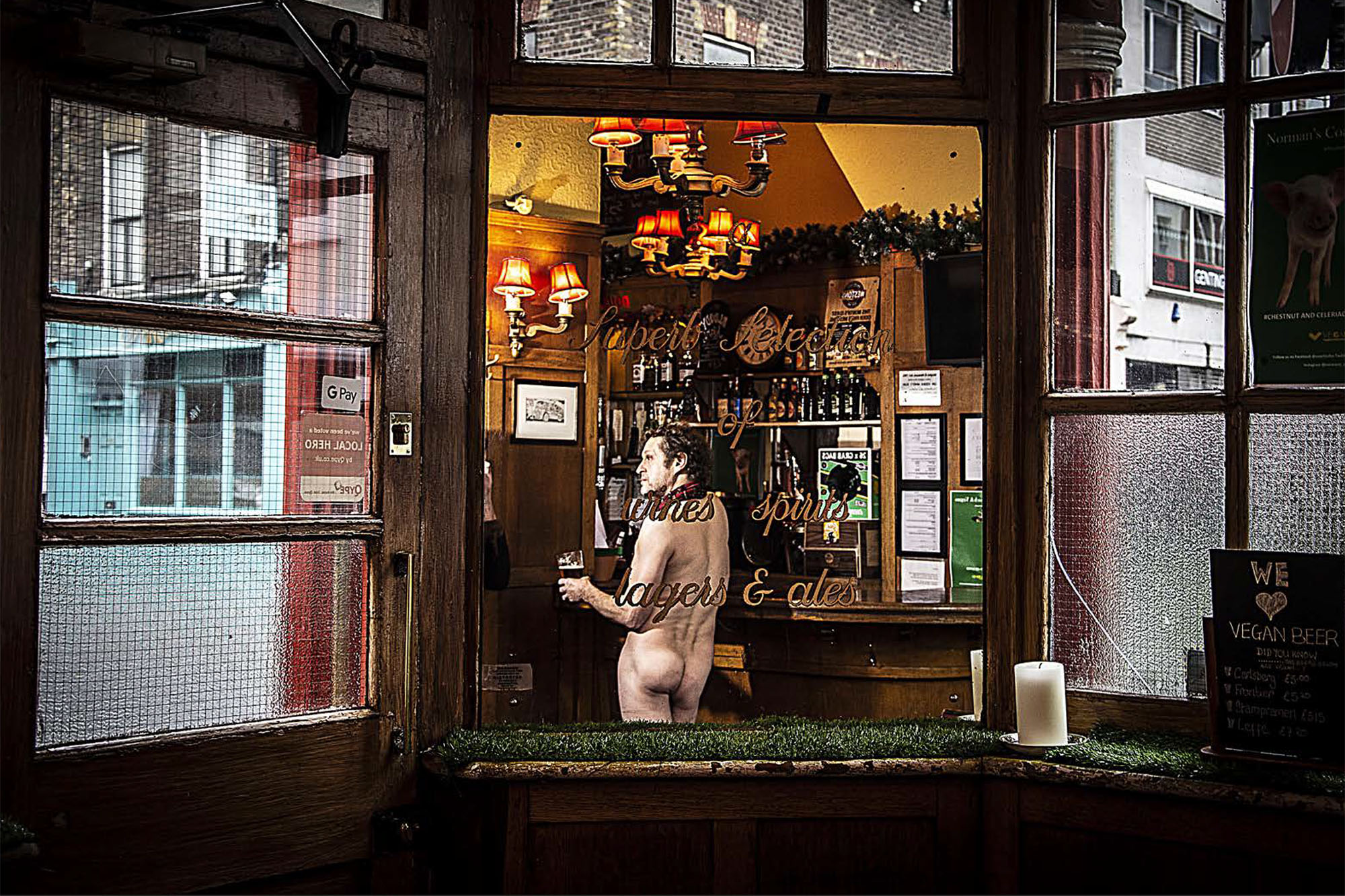 annette oberlander recommends naked in bar pic