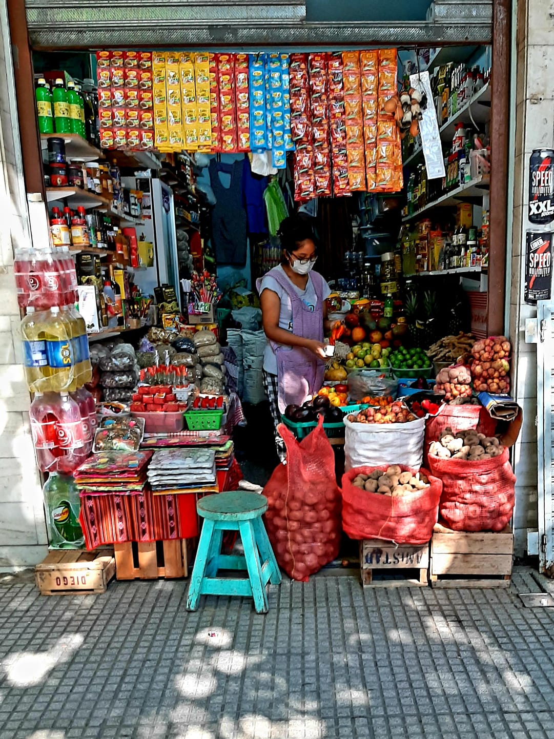 anita neupane recommends mini boliviana pic