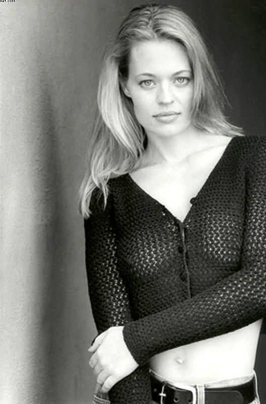jeri ryan topless - kelly wells interracial blake livelynude