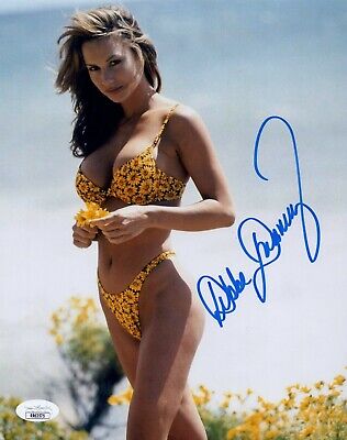 Debbe Dunning Bikini red lipstick