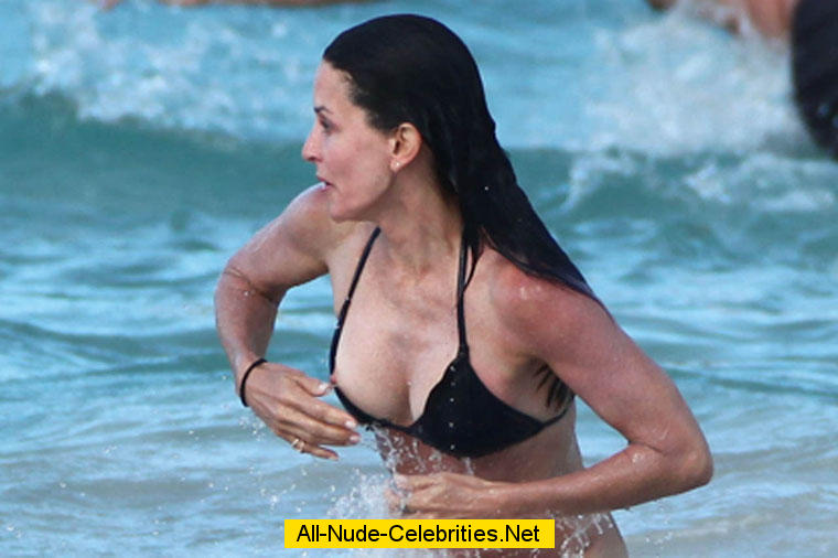courteney cox nude images - mandy saxo nicole ray bbc