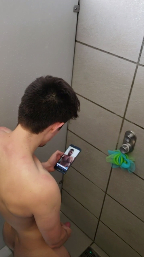 Jerking Off In Stall cazzo enorme david stahler recommends Jerking Off In Stall