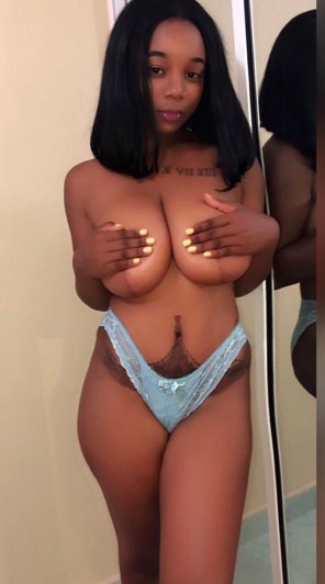 Cute brunette masturbating escort blowjob Haitian Video Porn cesano maderno