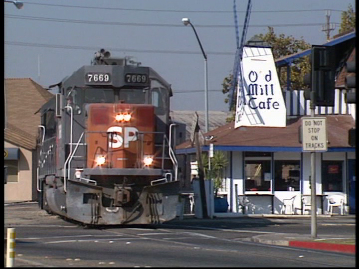 daniel viklund recommends Running A Train Video