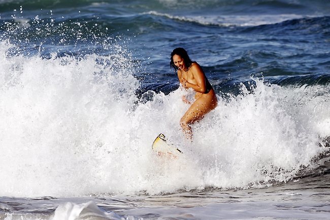 ali shazad add naked wakeboarding photo