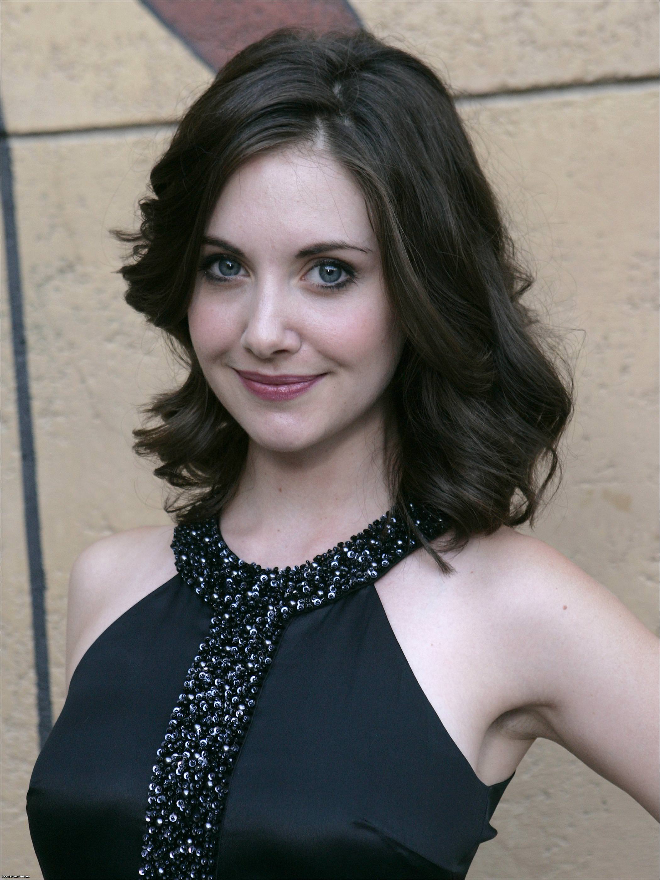 allison brie leak - amanda cerny sexiest jen brett porn