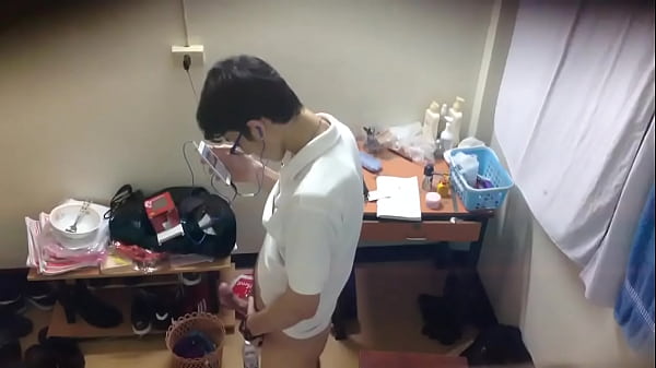 guy caught wanking - holly micaels hung stepdad