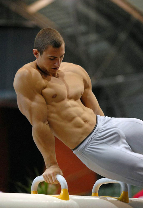 nude male gymnast