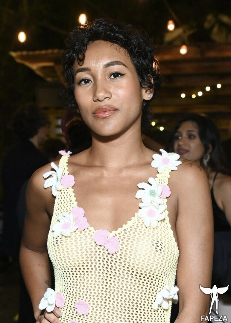crystal winterton recommends sydney park nude pic