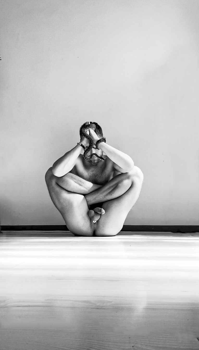 Best of Naked yoga black