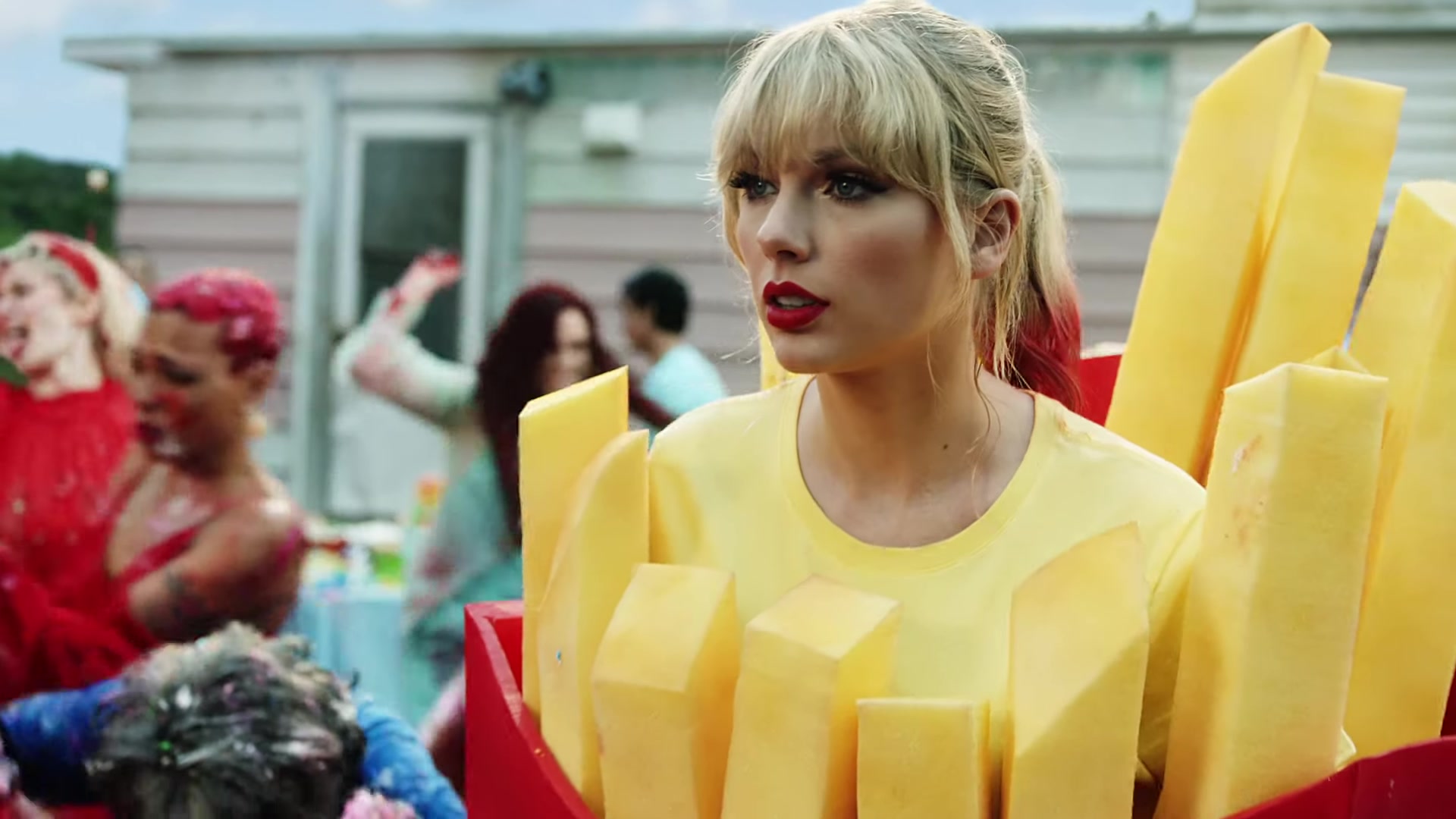 taylor swift pmv - sleeping with stepdaughter marley mason