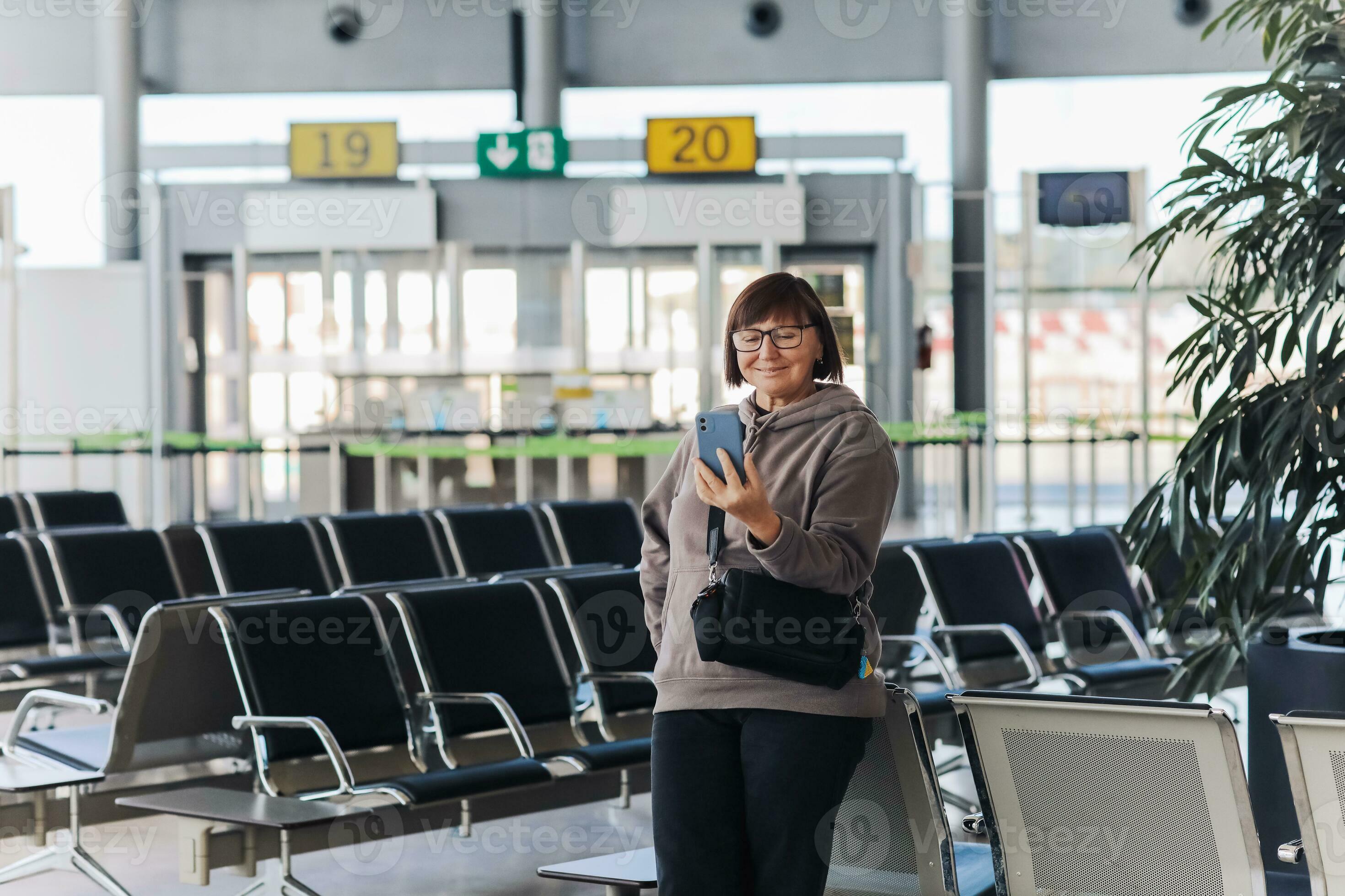 beluga whale add adult airport video photo