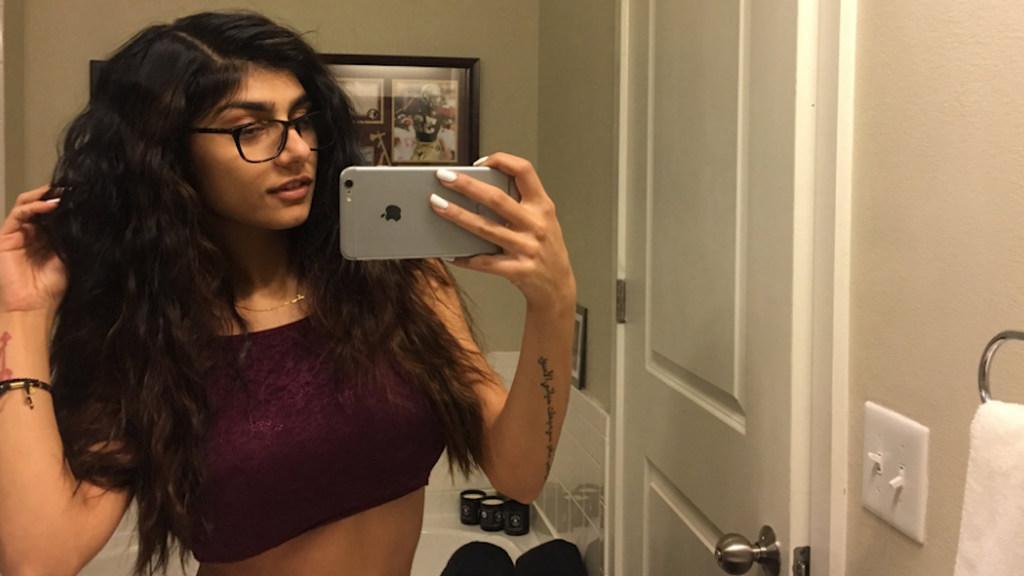 tits tu - rosa caracillio savannah bond is back