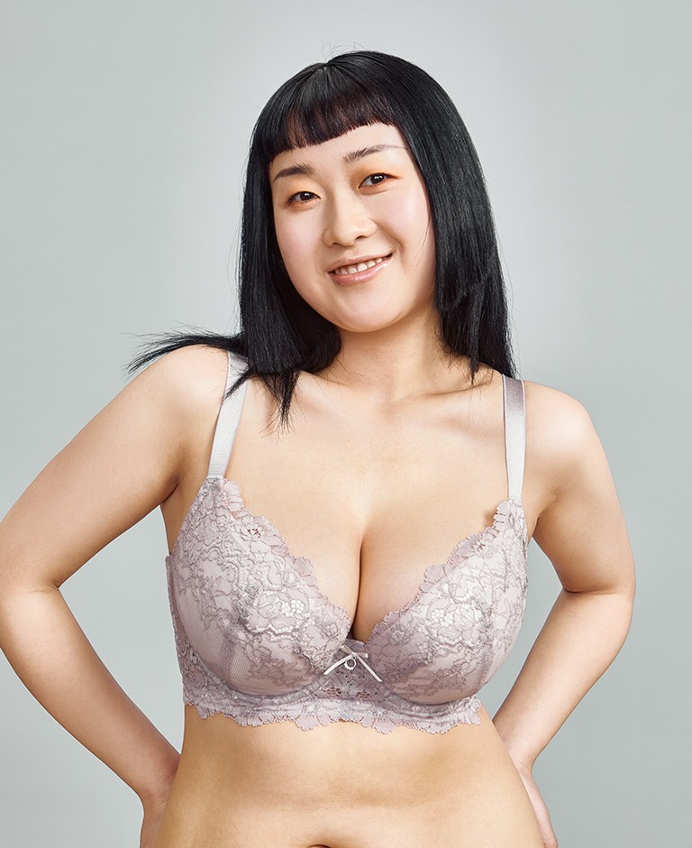 alvin anchinges recommends big china tits pic