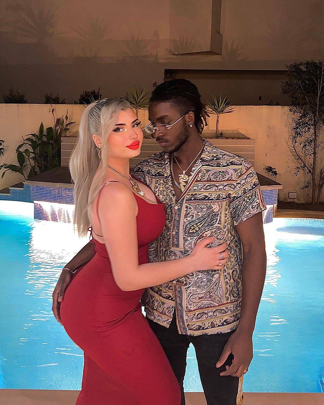 blacked surprise - carol connor porn star big tits handjob pics