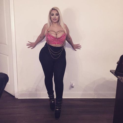 diamond doll cam - mfm blow job monica tempten