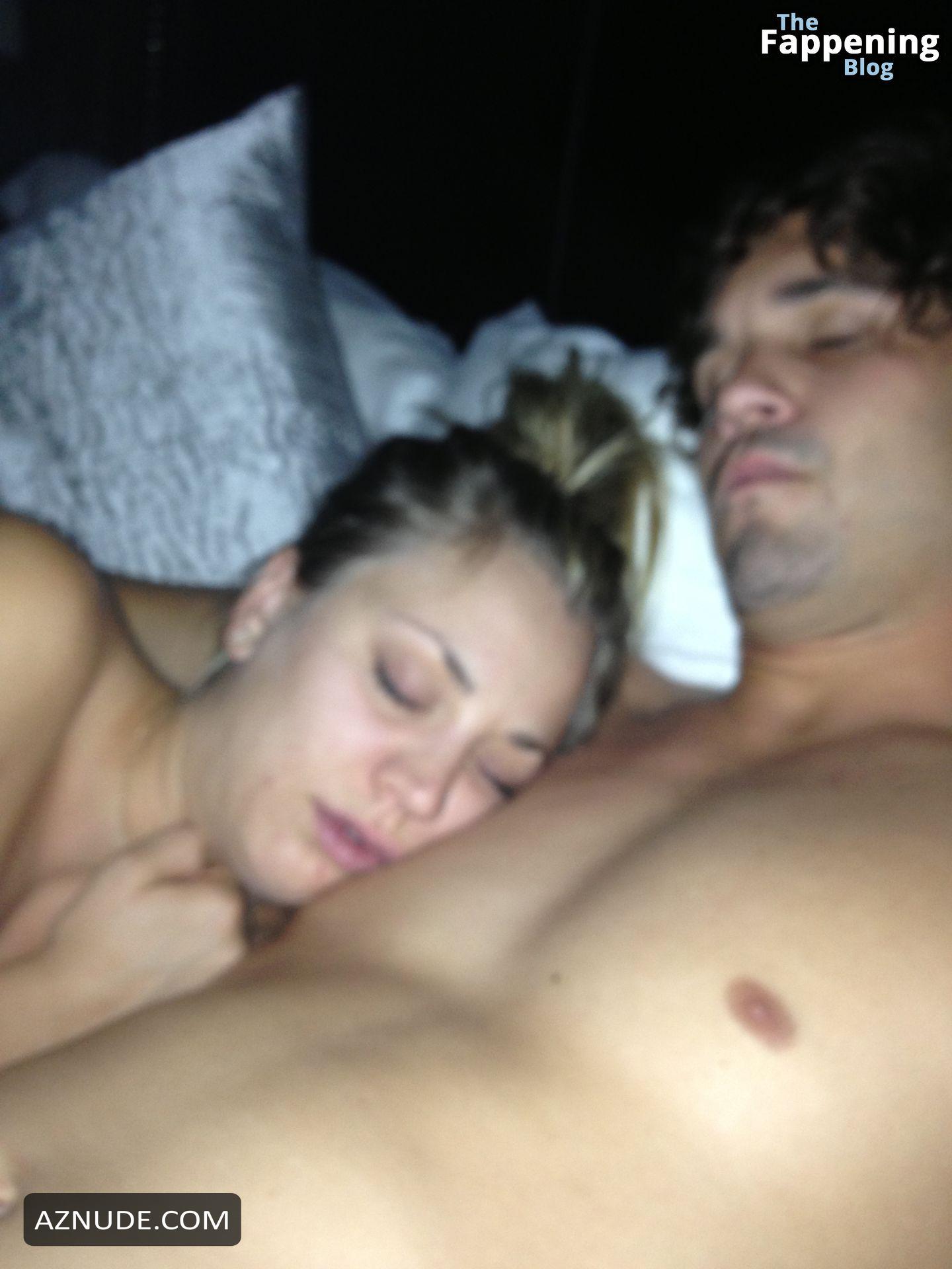 cuoco naked - porn prodigy kala synz