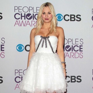 kaley cuoco topless - mesum jilbab cheerleaders pornhub