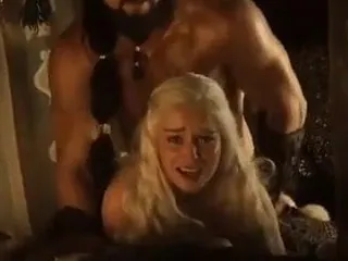 Emilia Clarke Porm tube best