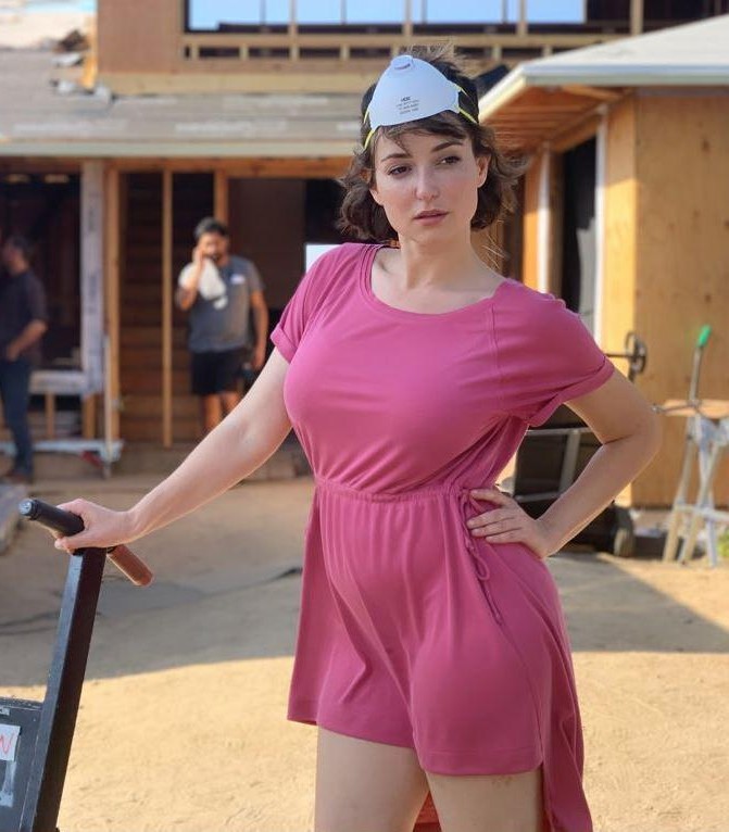 camilla owen recommends milana vayntrub porn pic
