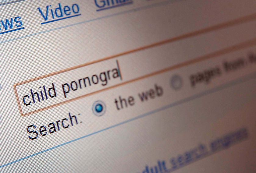 family porn web cam - on knees blowjob show me yours tits