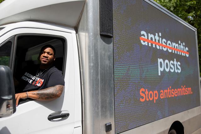 cathy jerome recommends flashing truck driver pic