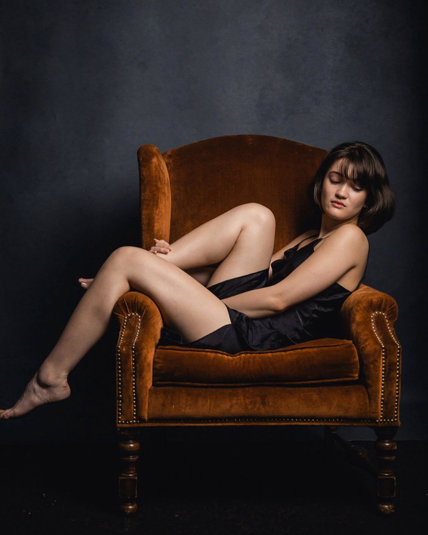brandy turpin share reverse face sitting