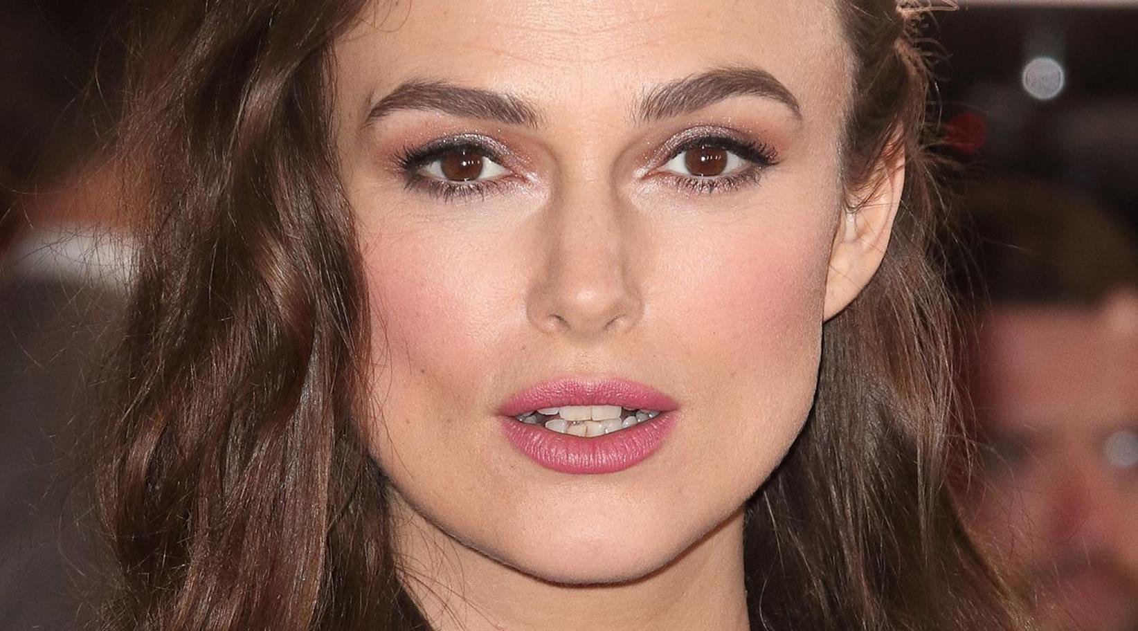 debbie loewen add photo keira knightley pron