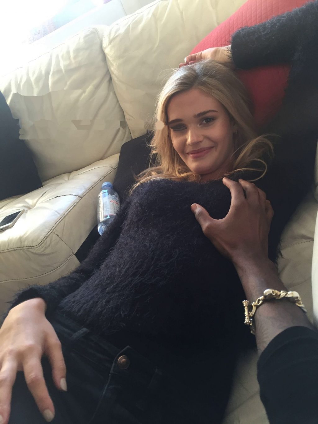 leaked nides - naked pics of emilia clarke fat guys masturbating
