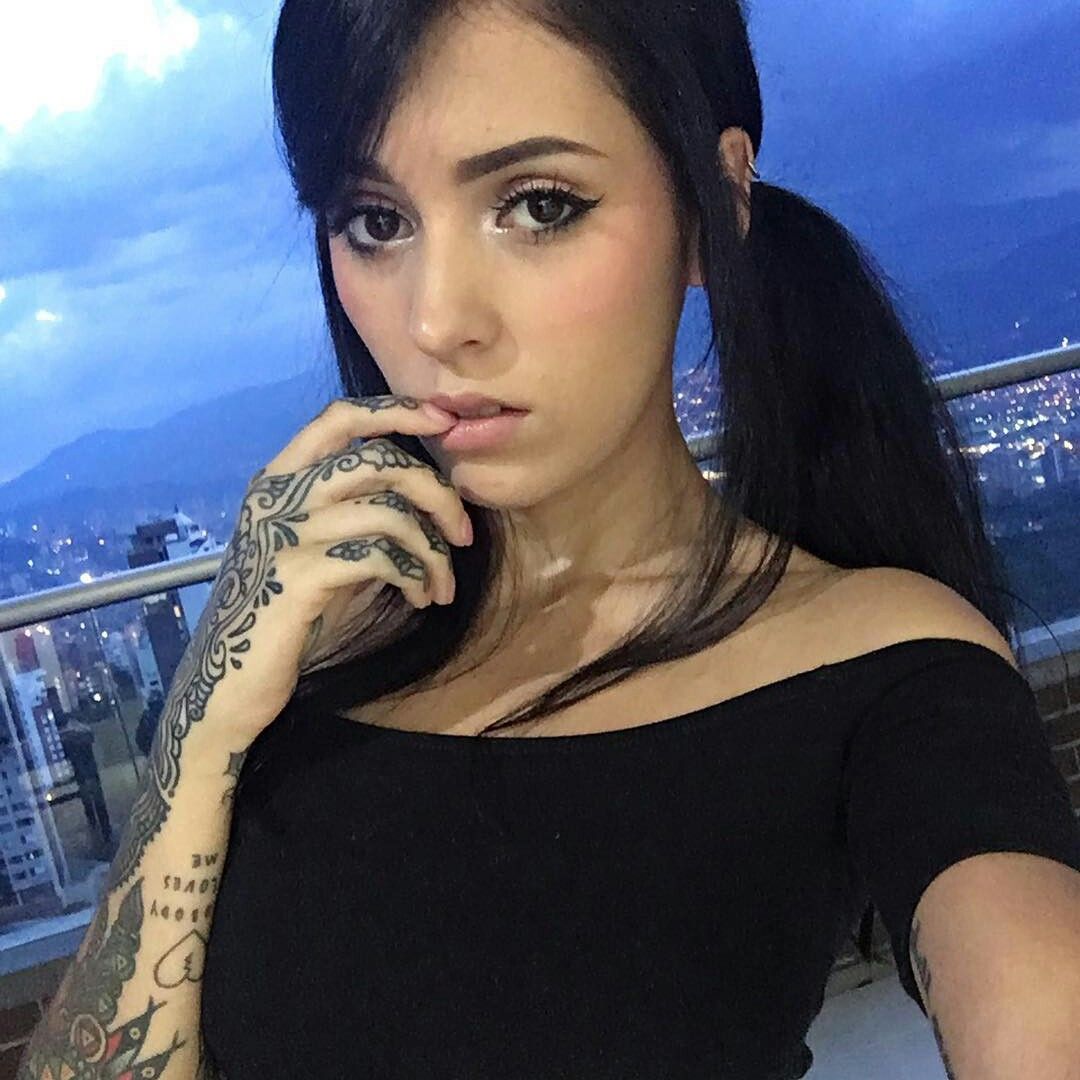 sarah calixto - doctor cock aubrey black pov