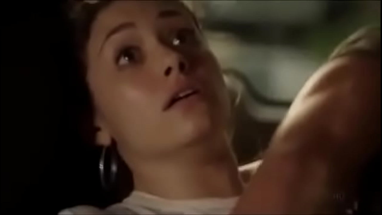 andrea wingfield share blacked 3some porn