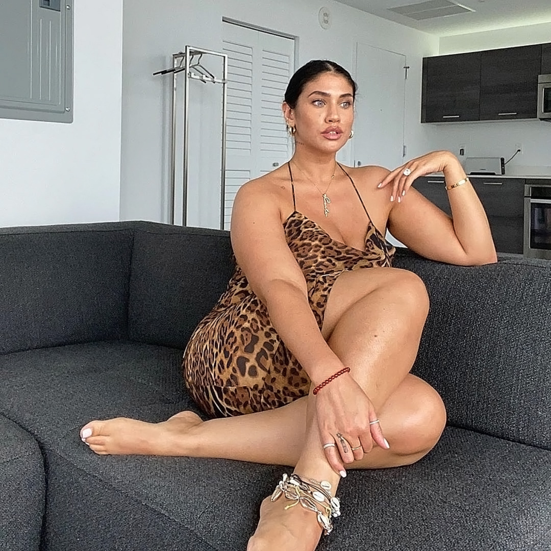 spring thomas feet - how to masturbate gay www tubegalore