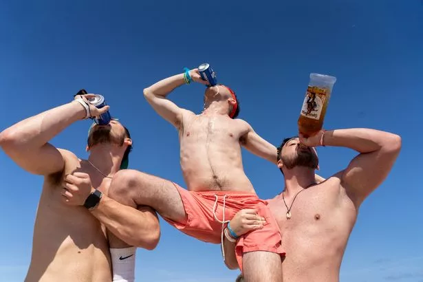 bogdan ilies recommends springbreak nudes pic