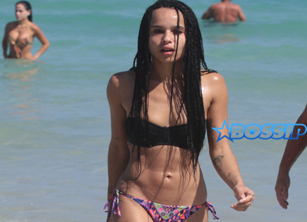 bryce pennell recommends Zoe Kravitz Bikini